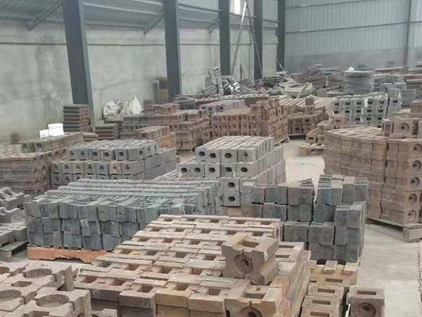 豪山機械破碎機配件生產(chǎn)車(chē)間